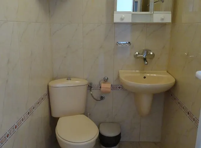 Privatunterkunft Blue House *